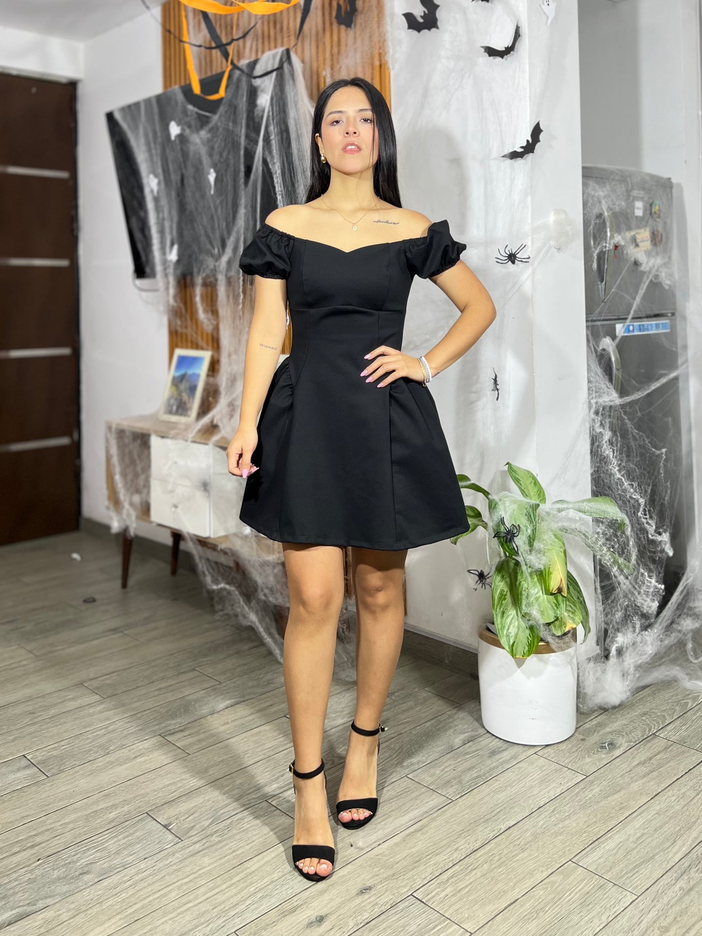 [NEW] Vestido Megan - Negro