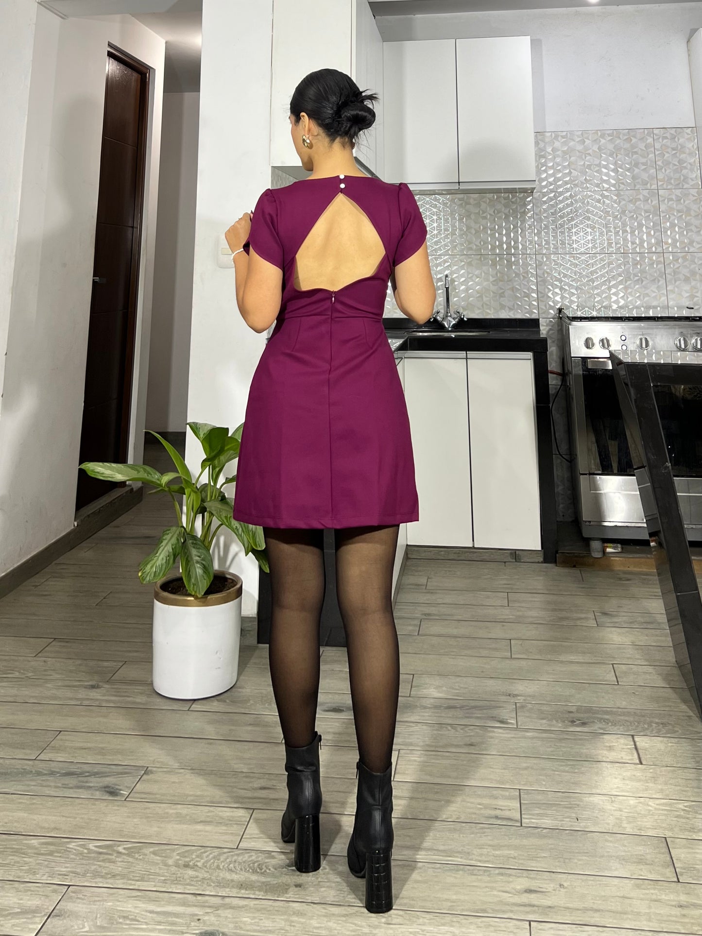 [NEW] Vestido Saddie - Vino
